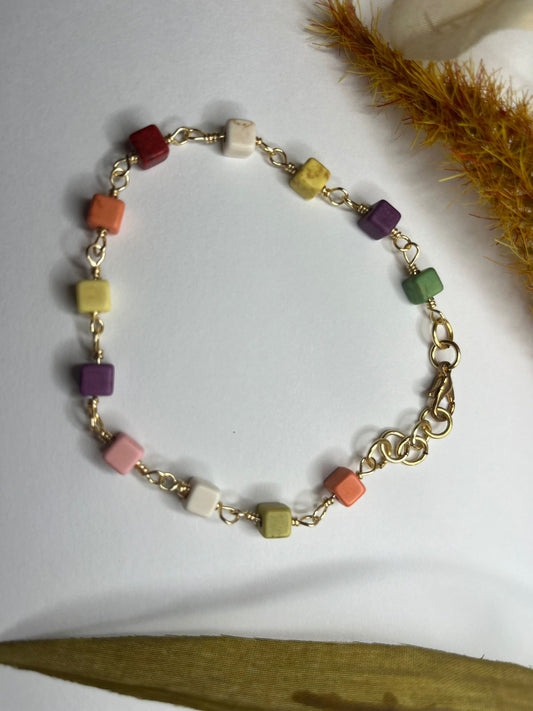 Multicolor cubes bracelet