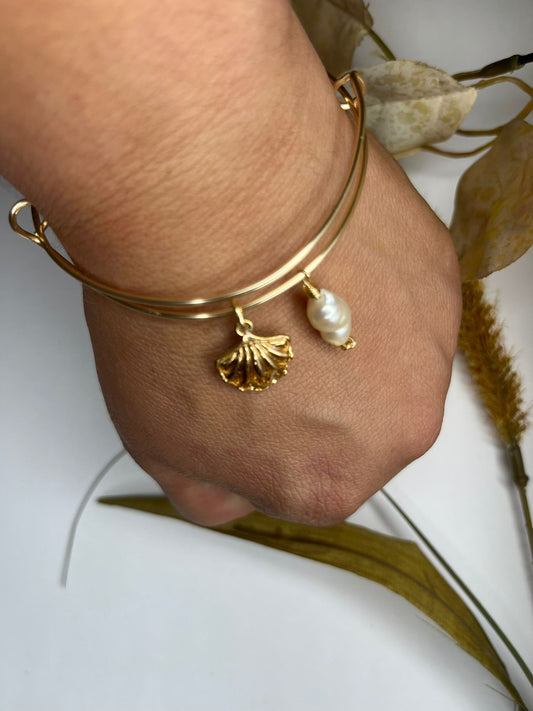 Wire bracelet and charms