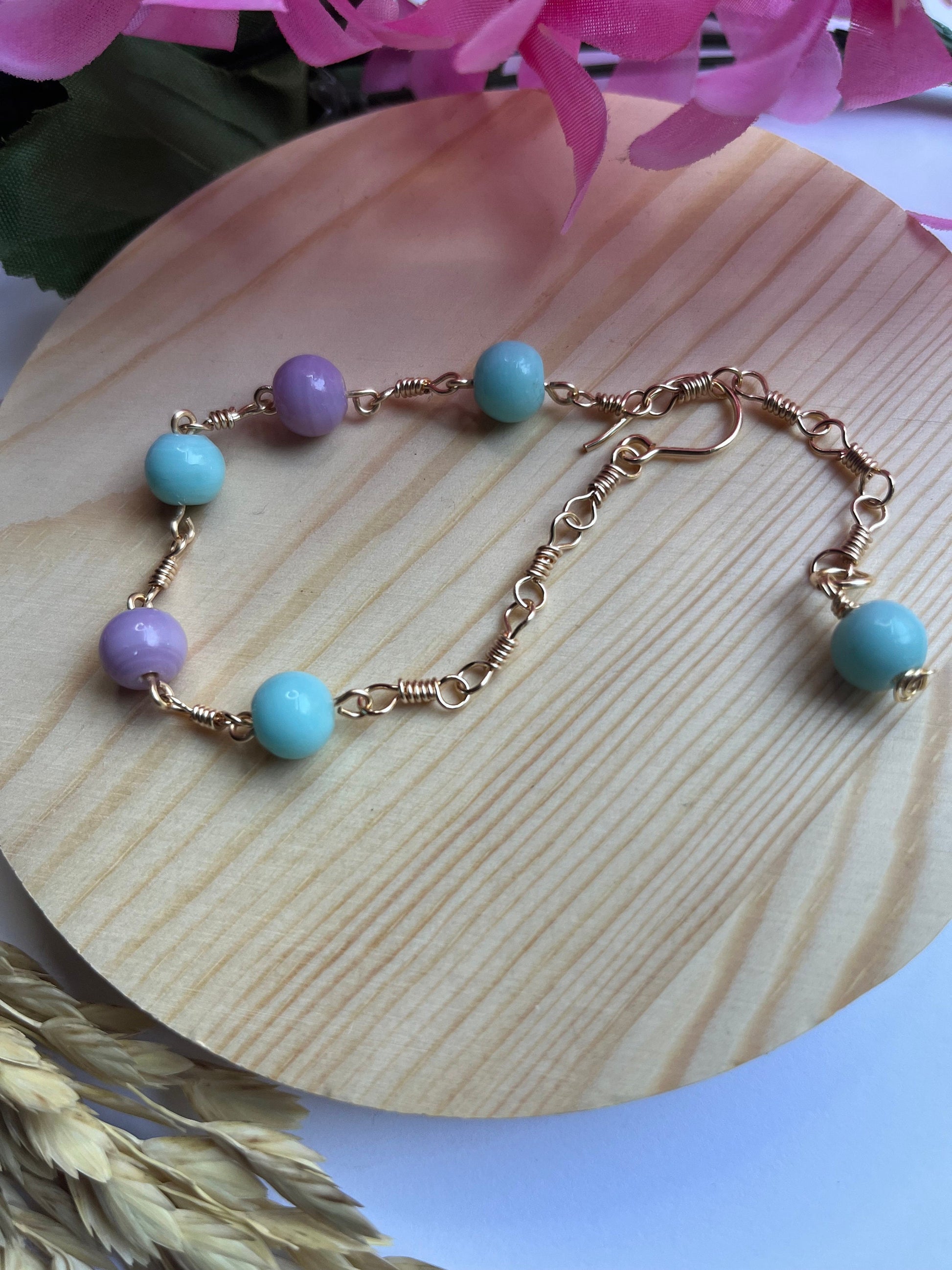 Bracelet with pastel blue and lavender Murano glass.